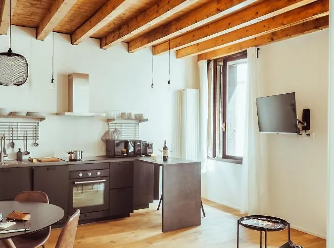 Bre Apartments - Magellano